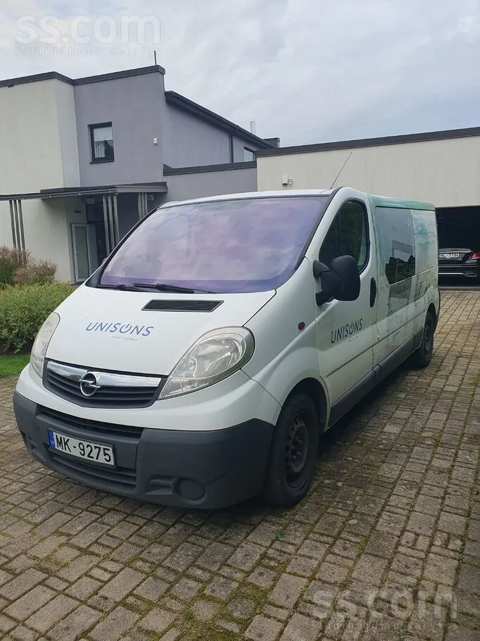 Opel Vivaro 2012 photo 3