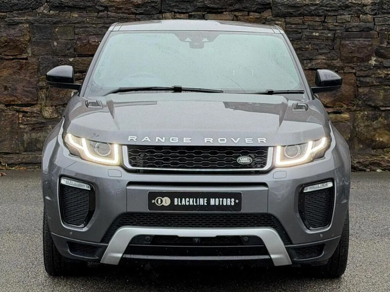 Land Rover Range Rover Evoque 2017 photo 2
