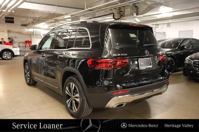 Mercedes-Benz Glb 2026 photo 5