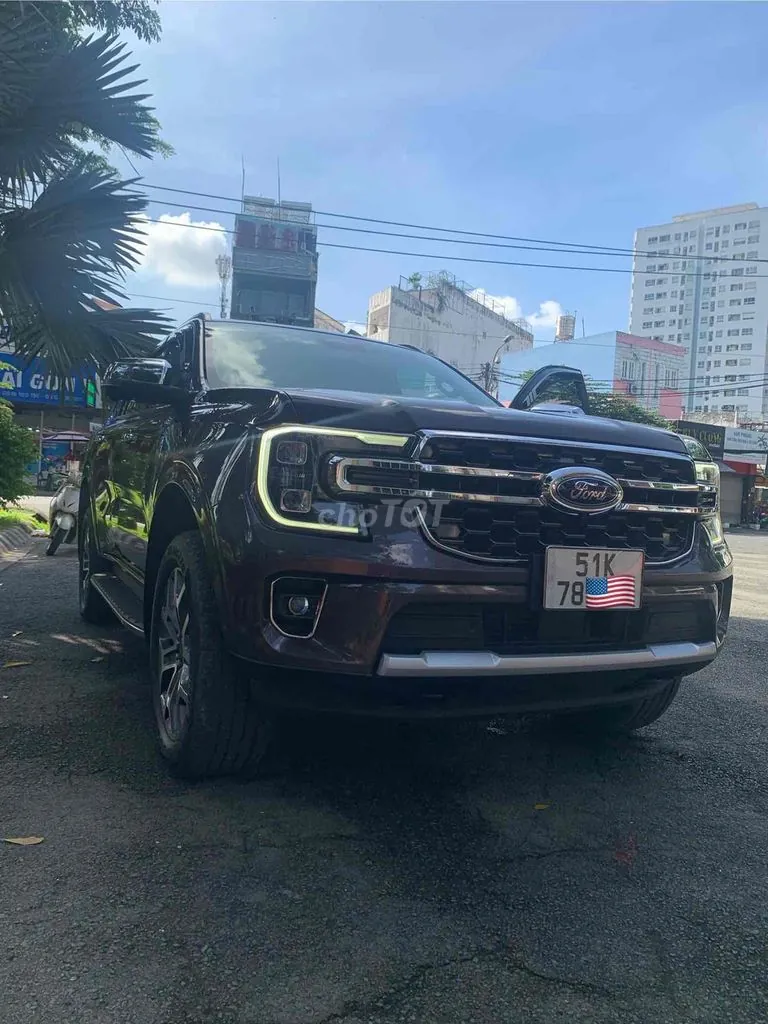 Ford Everest 2023 photo 2