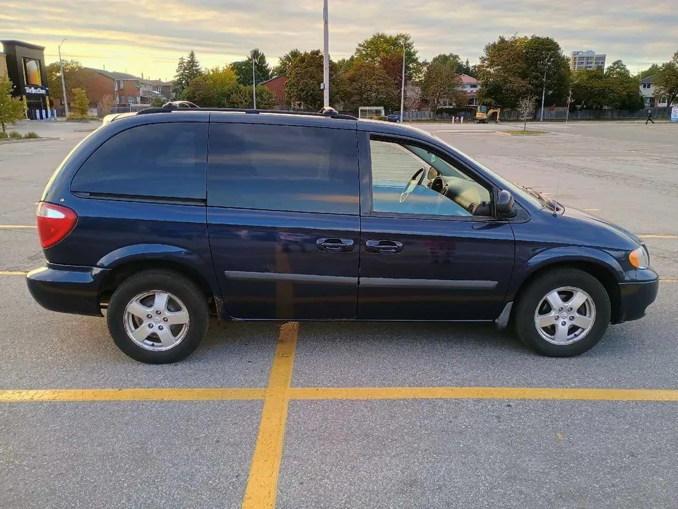 Dodge Caravan 2007 photo 4