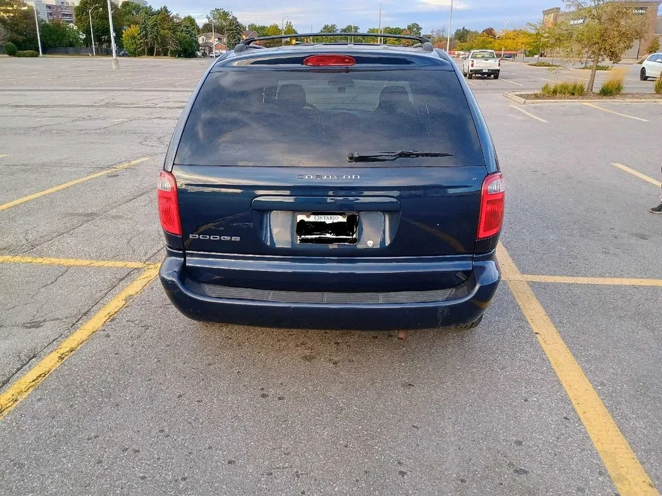 Dodge Caravan 2007 photo 2