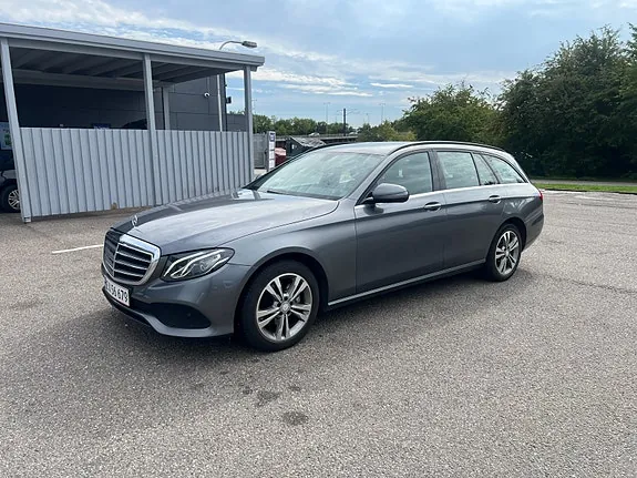 Mercedes-Benz E200 D