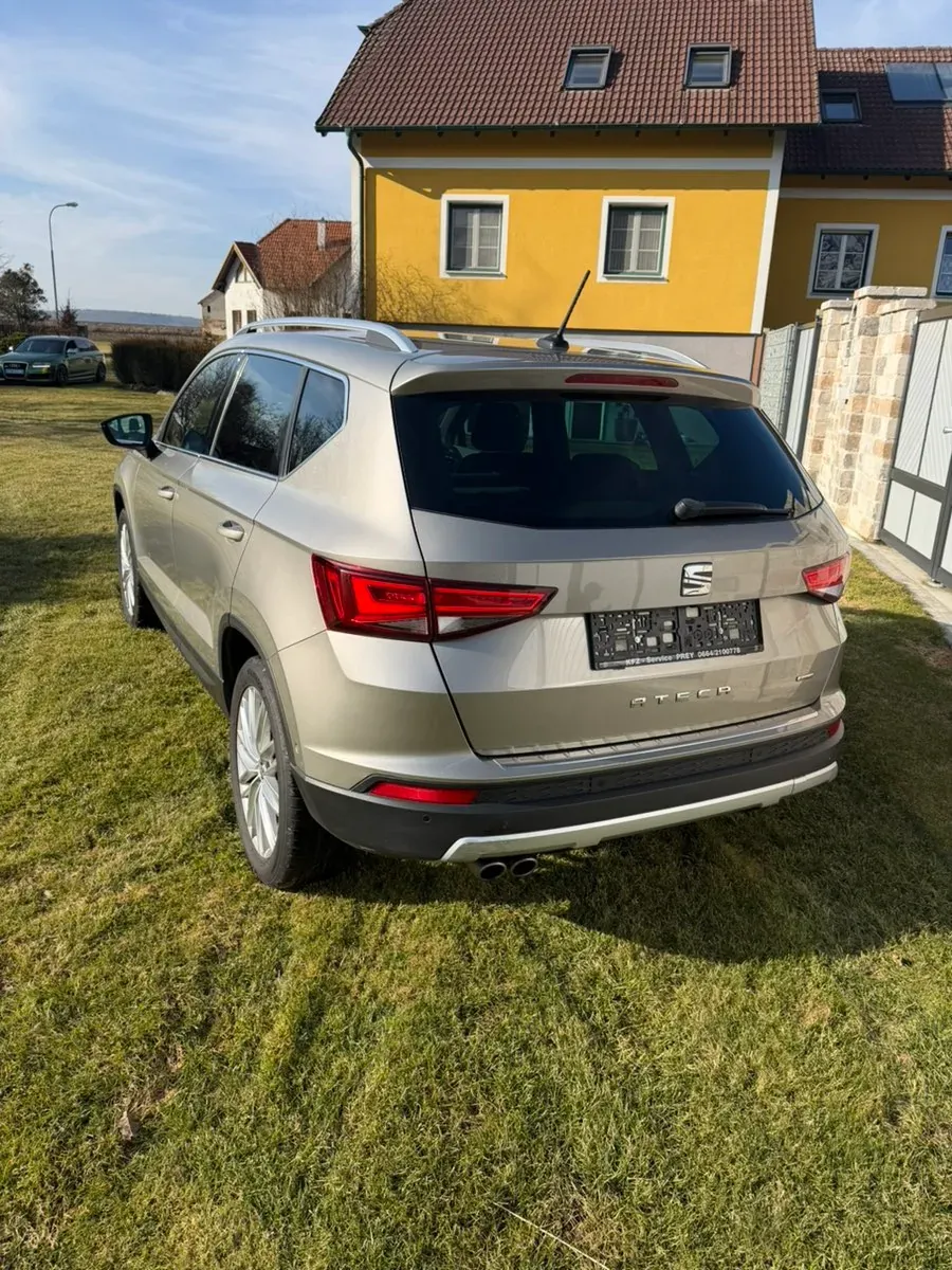 Seat Ateca 2016 photo 2