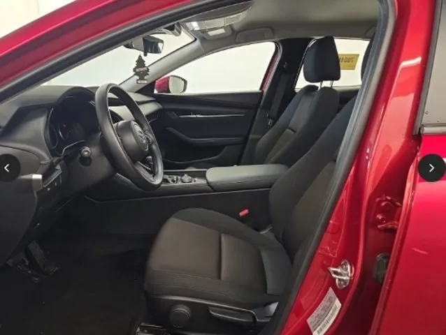 Mazda Mazda3 2025 photo 3