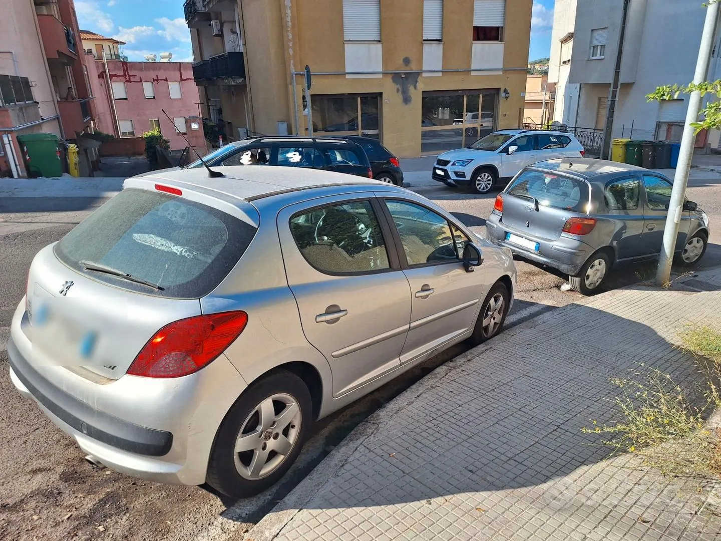Peugeot 207 2008 photo 4