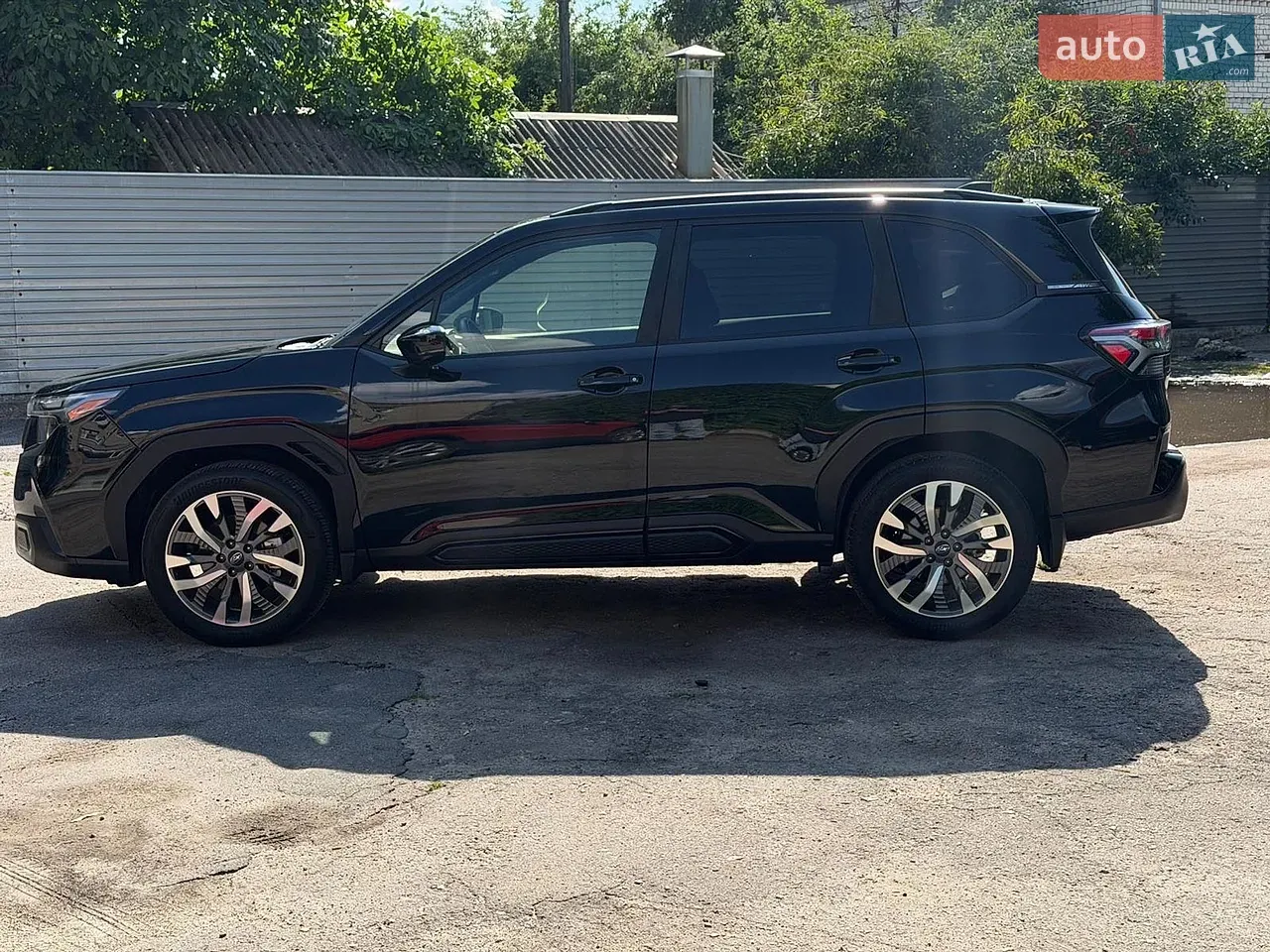 Subaru Forester 2025 photo 2