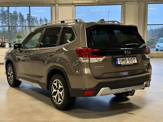 Subaru Forester 2022 photo 4