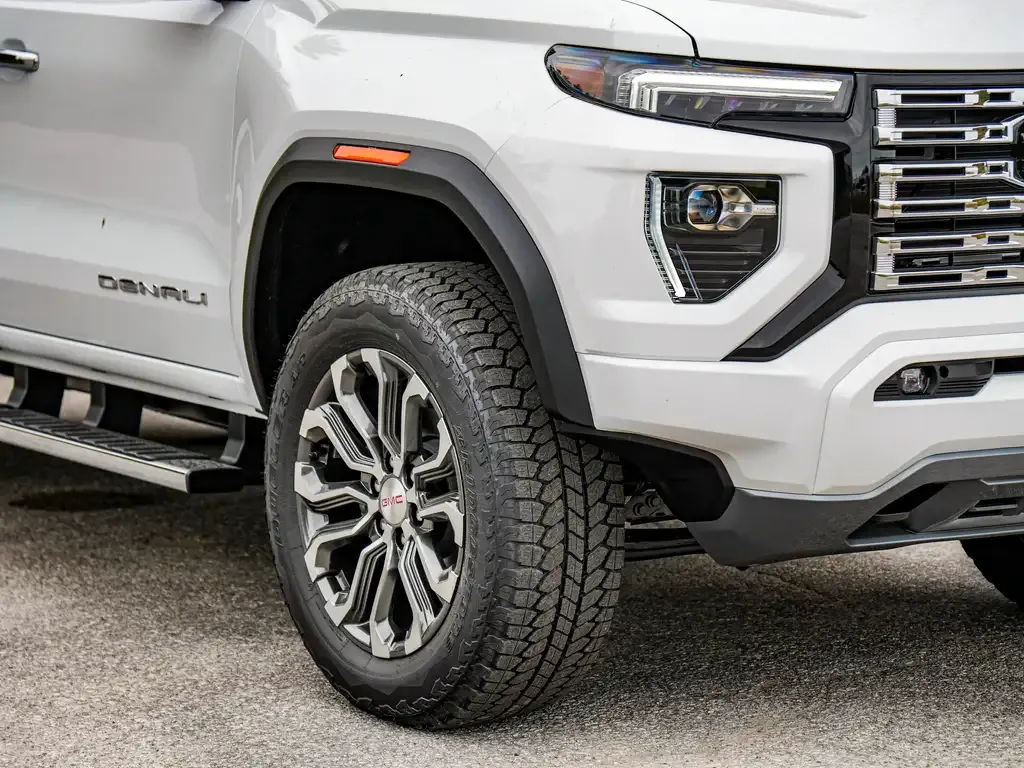 GMC Canyon 2026 photo 4