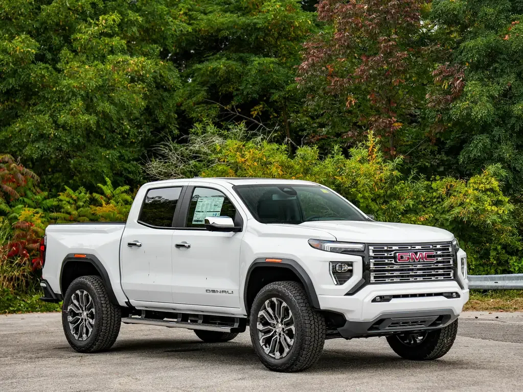 GMC Canyon 2026 photo 3