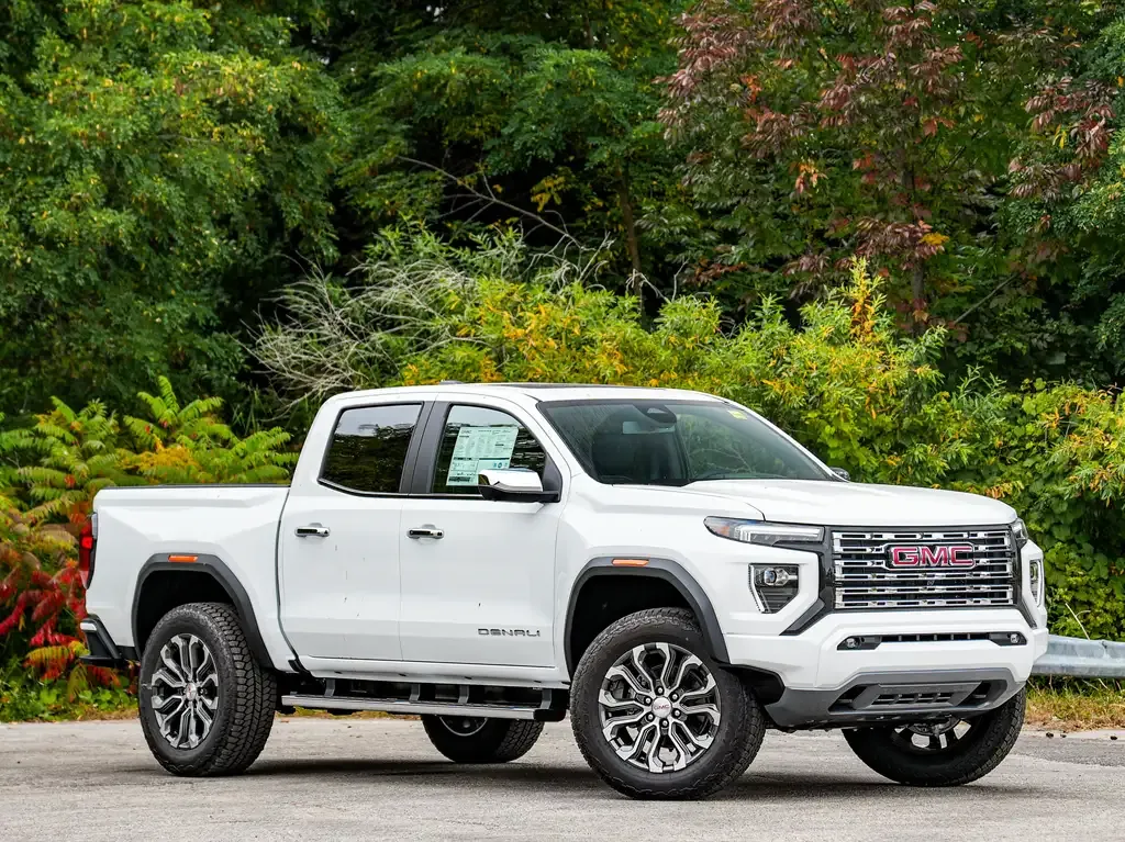 GMC Canyon 2026 photo 2