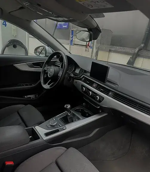 Audi A4 2017 photo 5