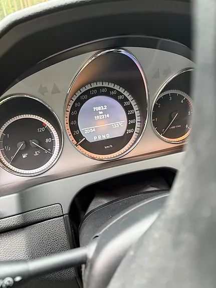 Mercedes-Benz C200 2011 photo 4