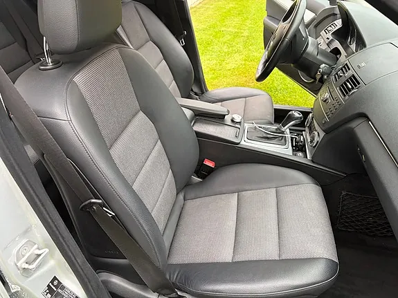 Mercedes-Benz C200 2011 photo 5