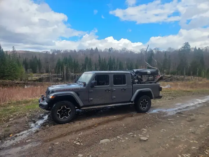 Jeep Gladiator 2021 photo 2