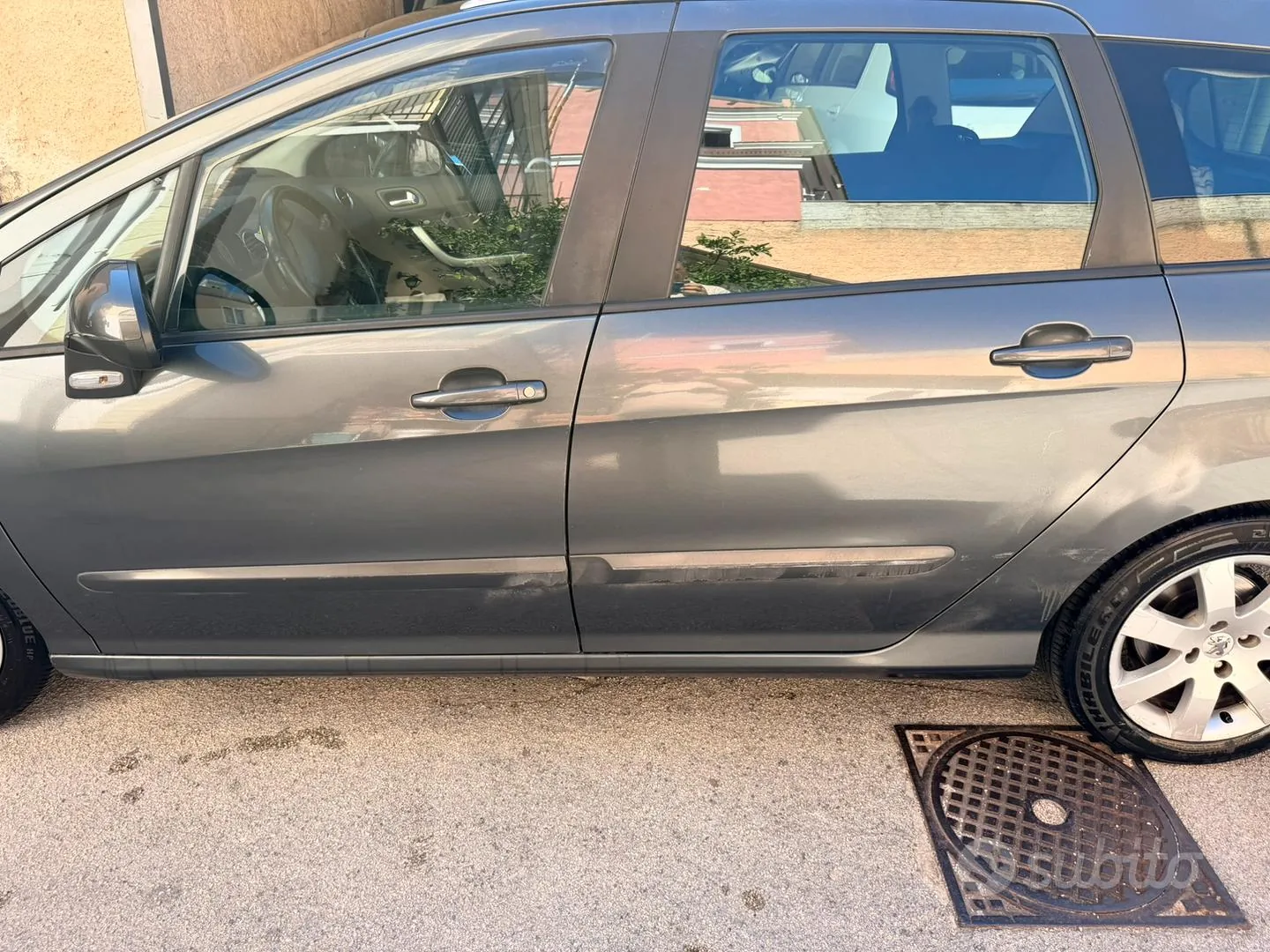Peugeot 308 2010 photo 4
