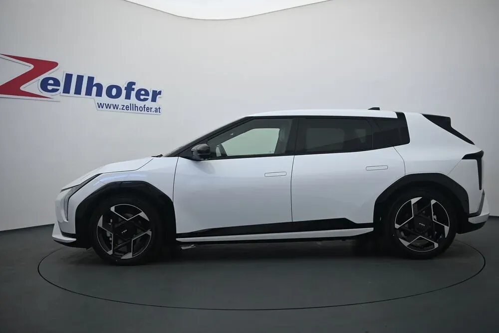Kia Ev4 2026 photo 2