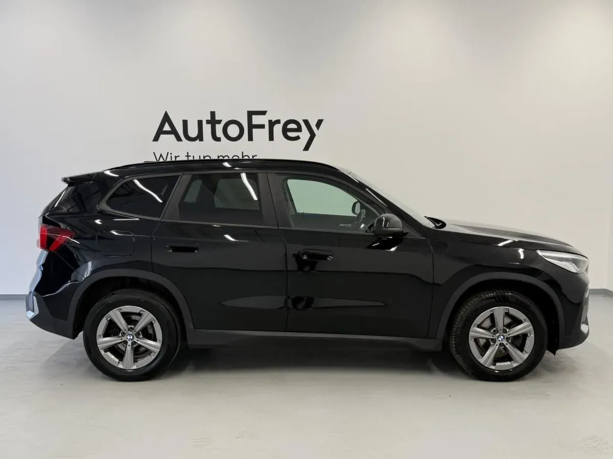 BMW X1 2023 photo 3