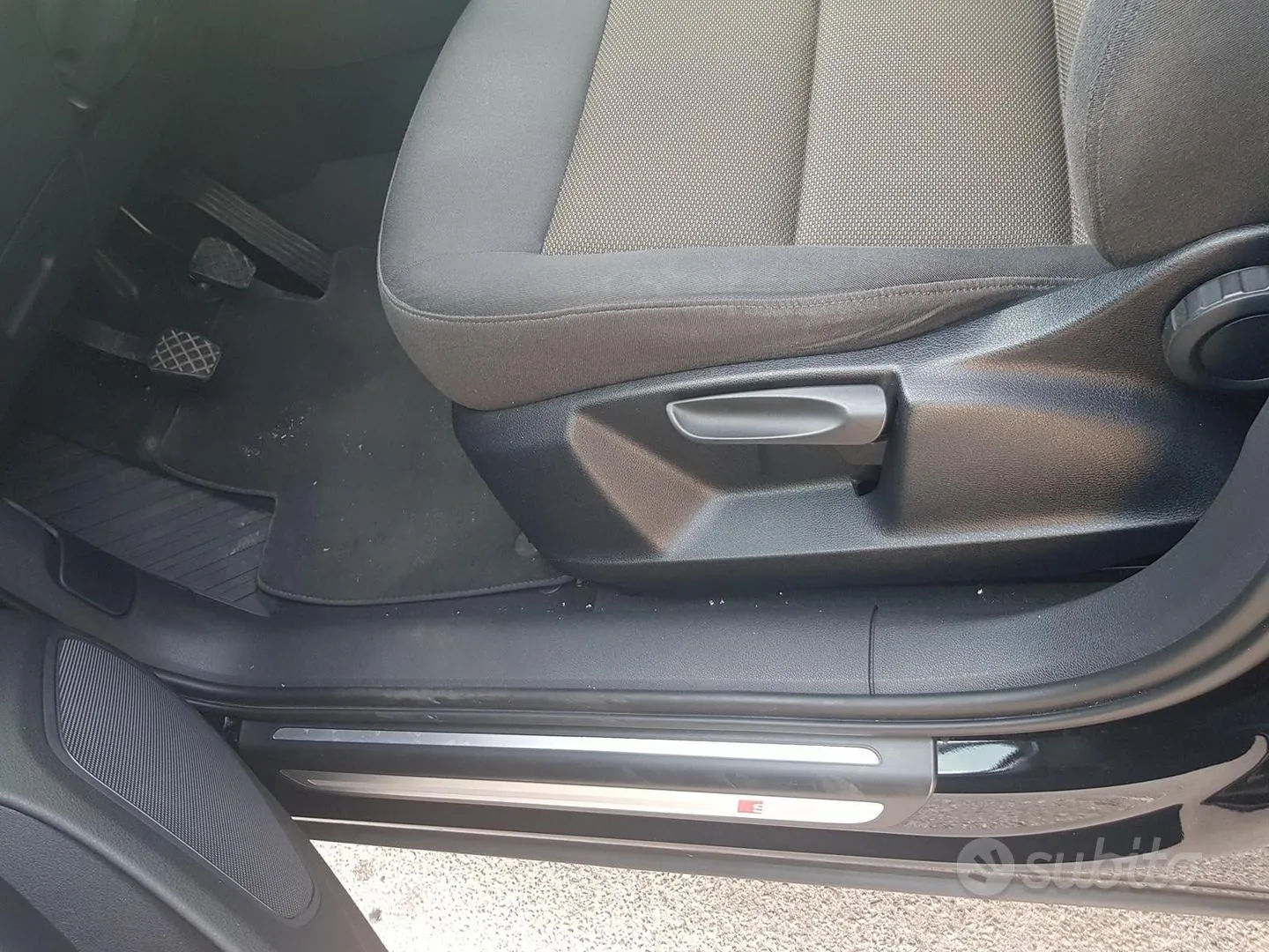 Audi Q3 2013 photo 5