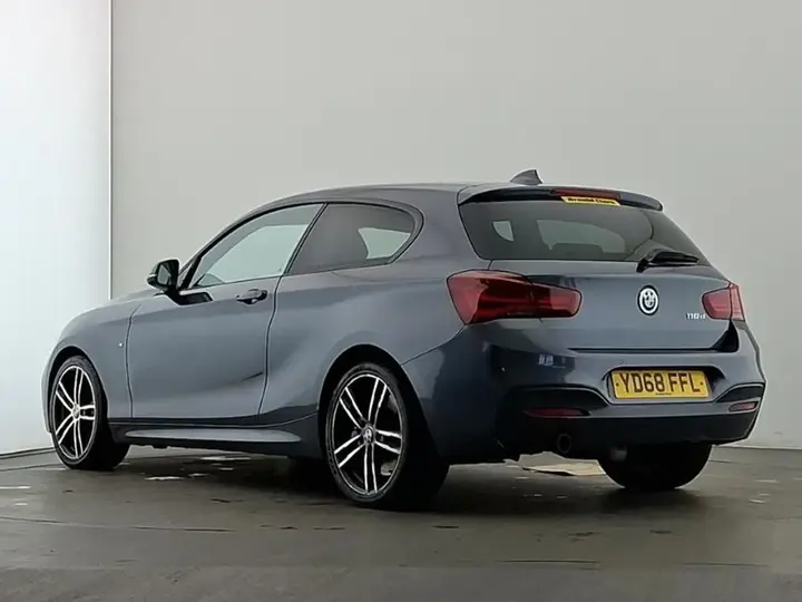 BMW 1 Series 2018 photo 2