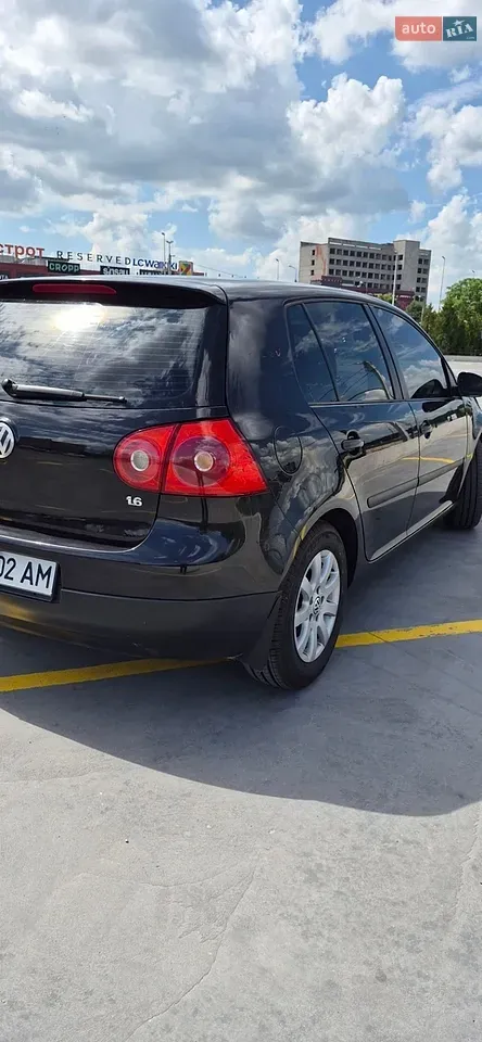 Volkswagen Golf 2004 photo 3