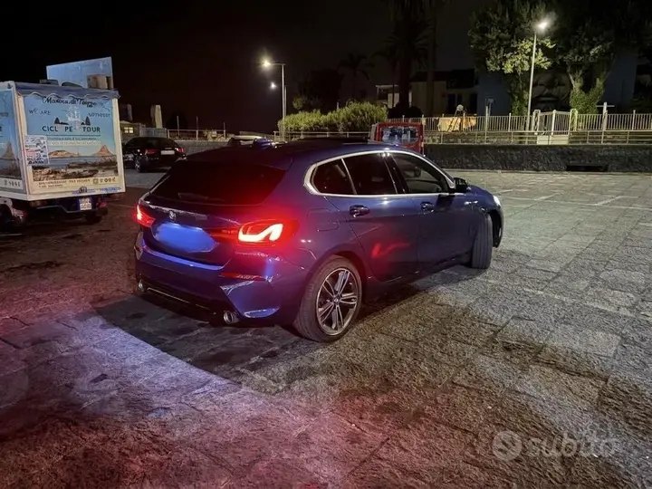 BMW 1 Series 2023 photo 3
