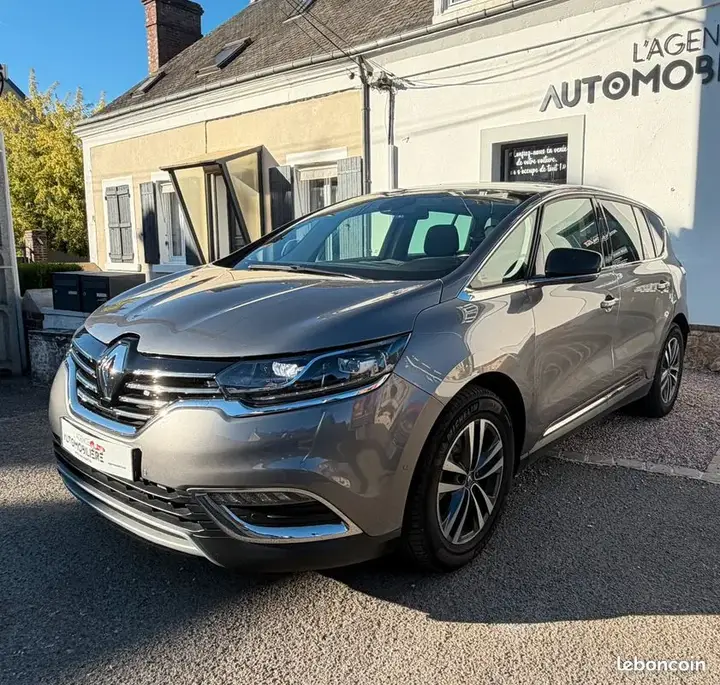 Renault Espace 2018 photo 2