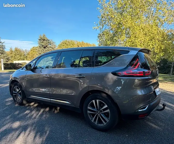 Renault Espace 2018 photo 4