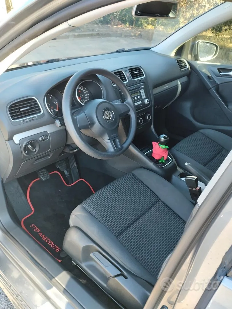 Volkswagen Golf 2011 photo 5