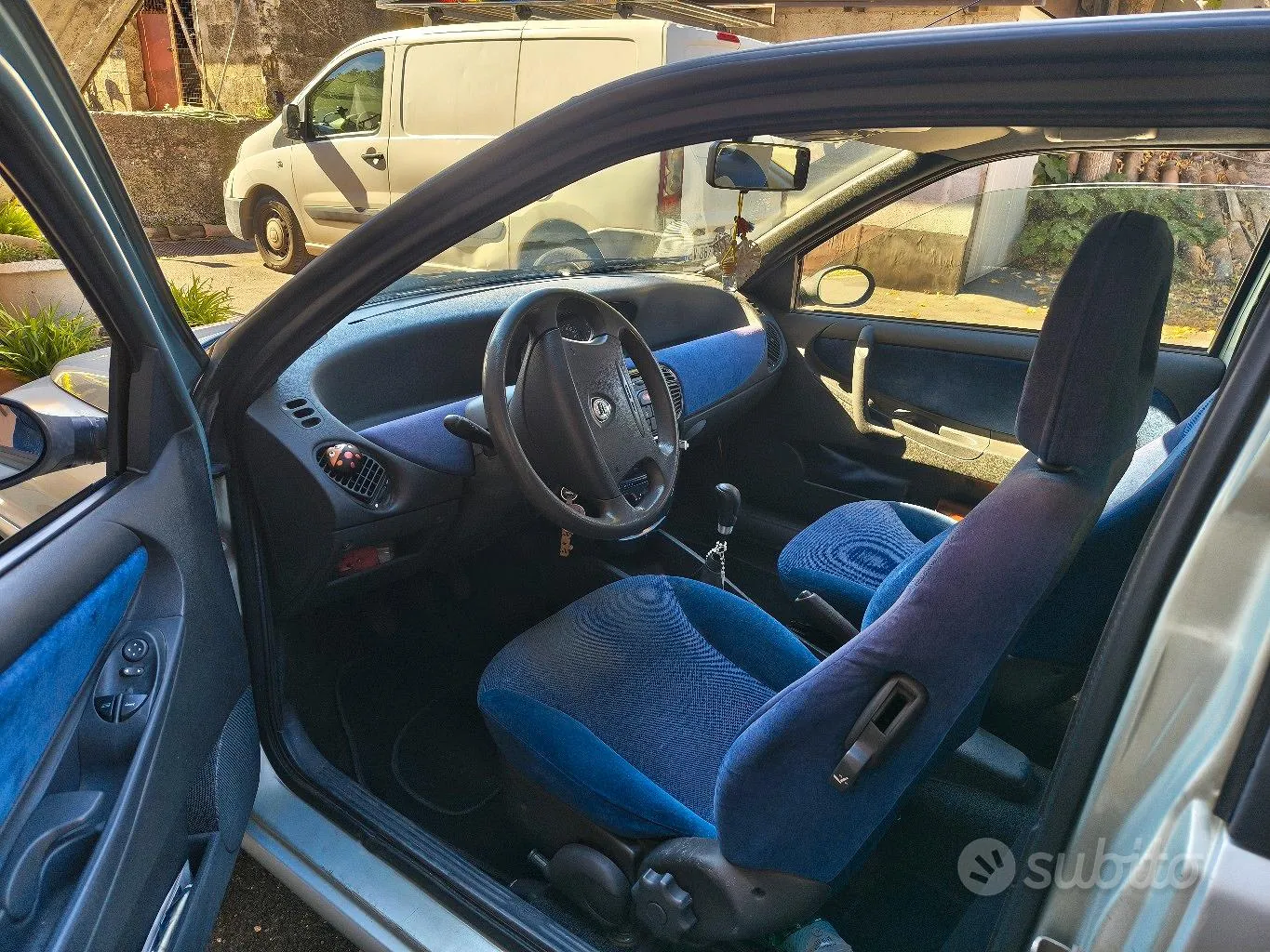 Lancia Y 2002 photo 4