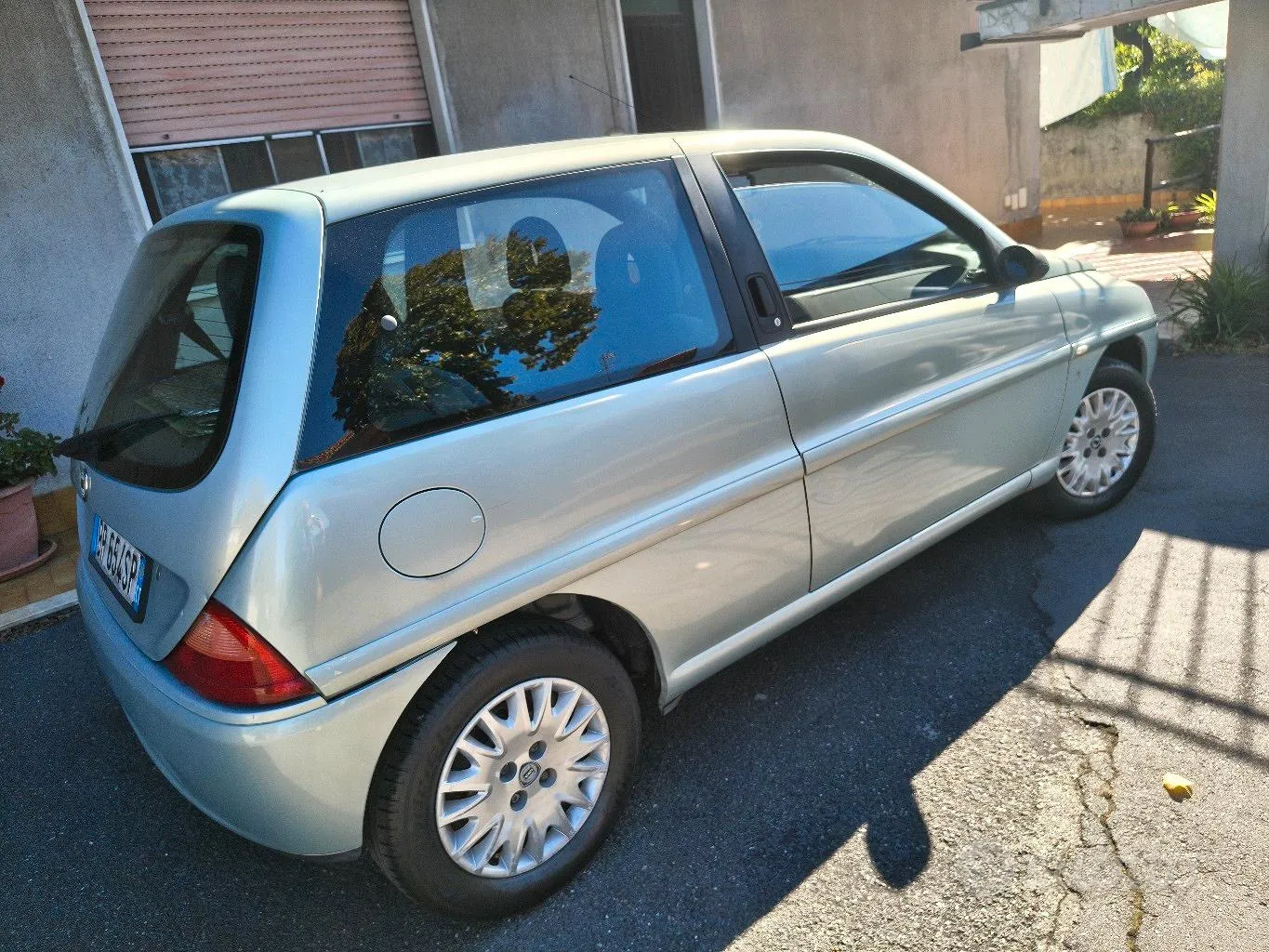 Lancia Y