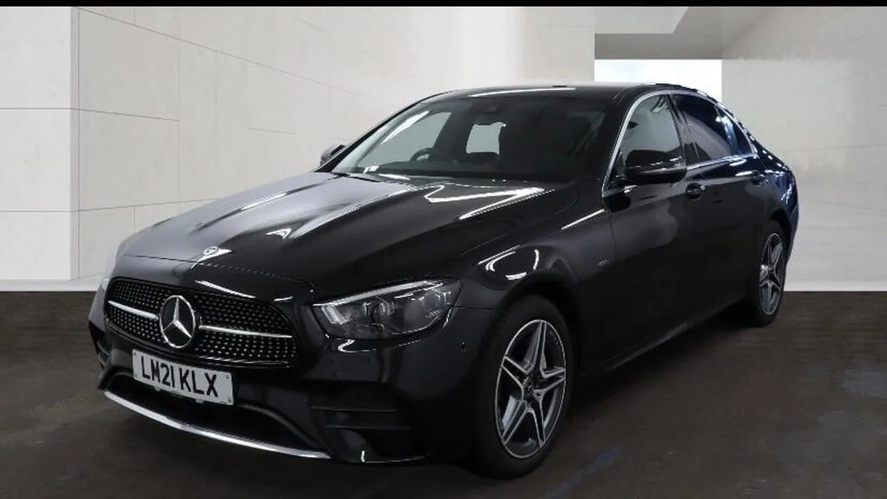 Mercedes-Benz E-Class 2021 photo 3