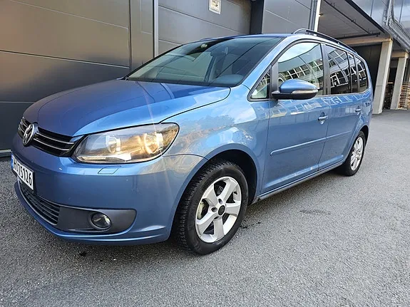 Volkswagen Touran 2013 photo 3
