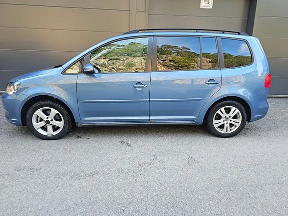 Volkswagen Touran 2013 photo 4