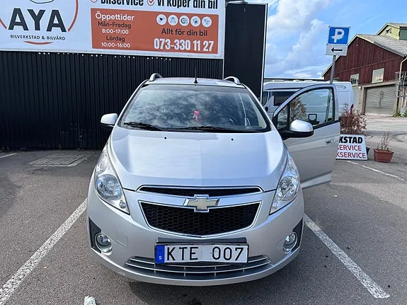 Chevrolet Spark 2010 photo 2