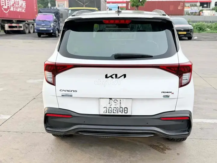 Kia Carens photo 4
