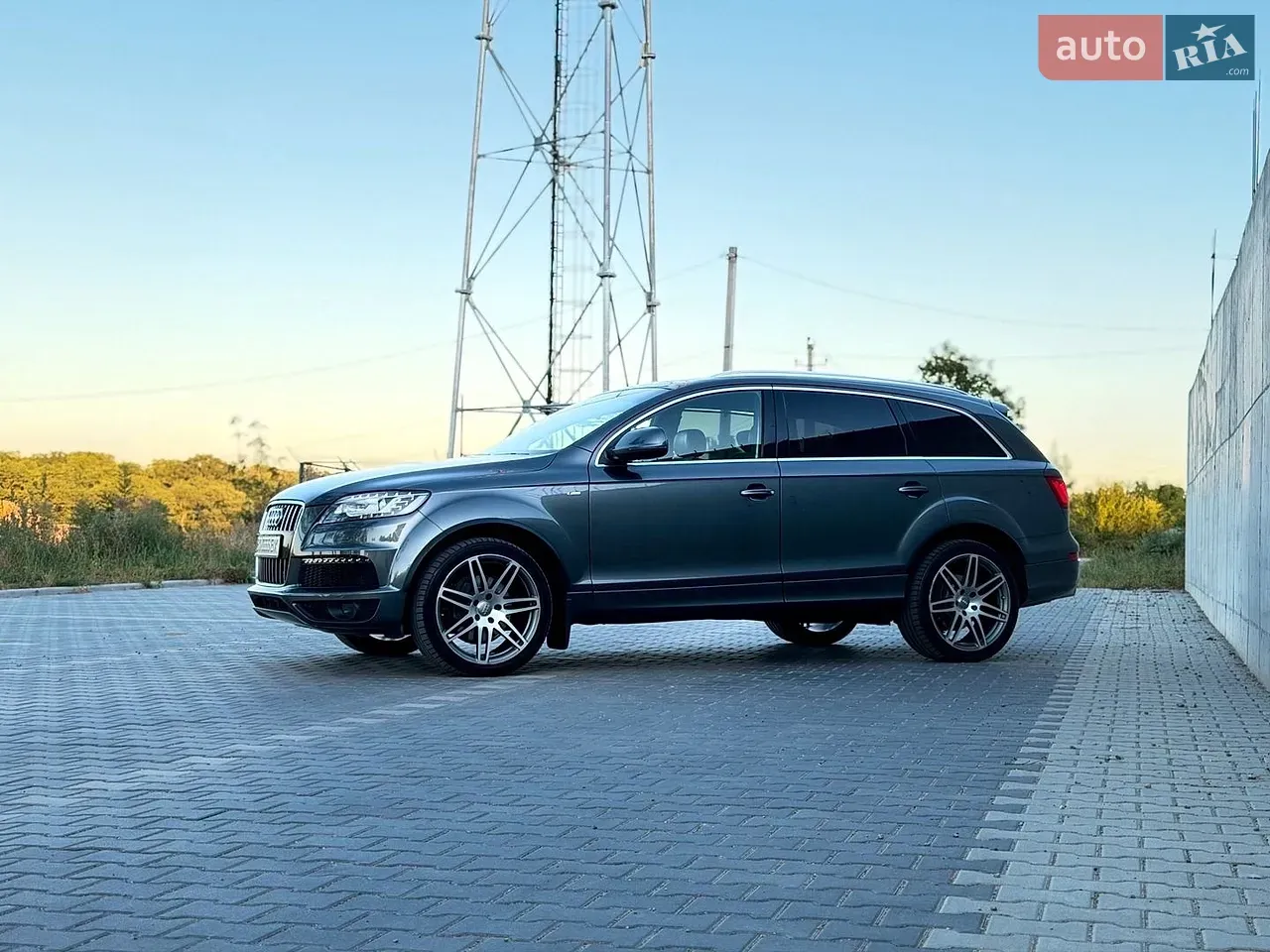 Audi Q7 2013 photo 5