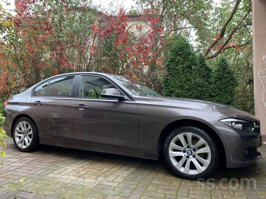 BMW F32