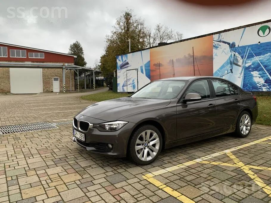 BMW F32 2012 photo 3