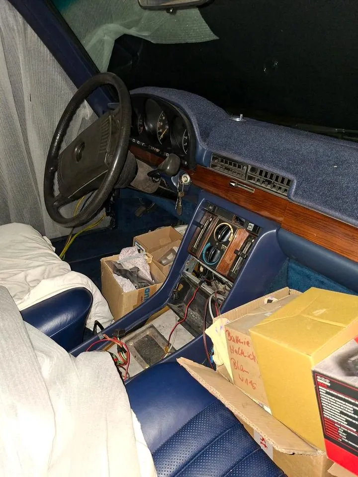 Mercedes-Benz W116