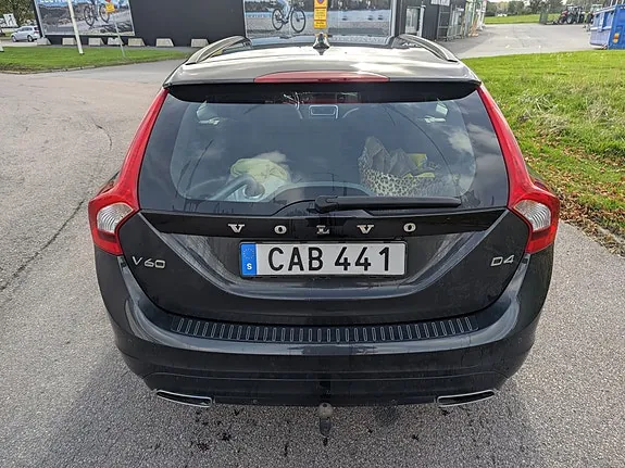 Volvo V60 2015 photo 3