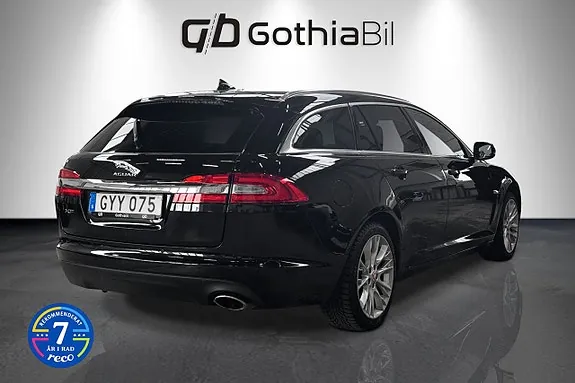 Jaguar Xf 2015 photo 5