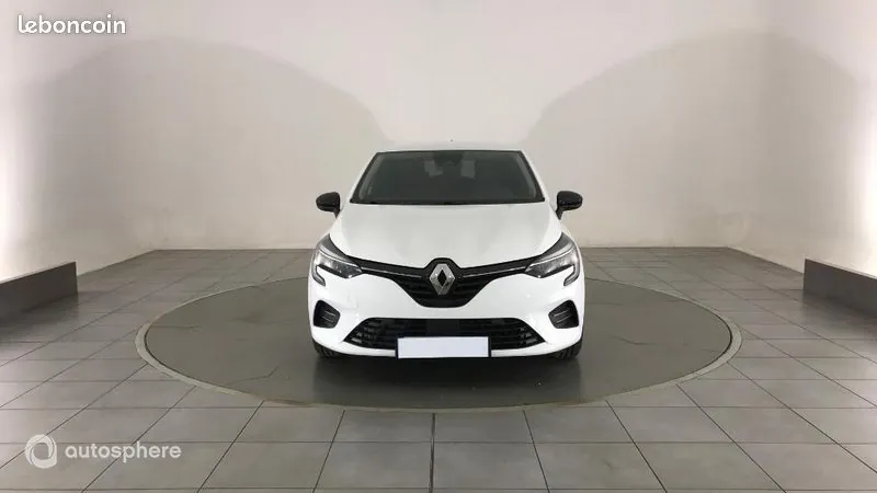 Renault Clio 2023 photo 2