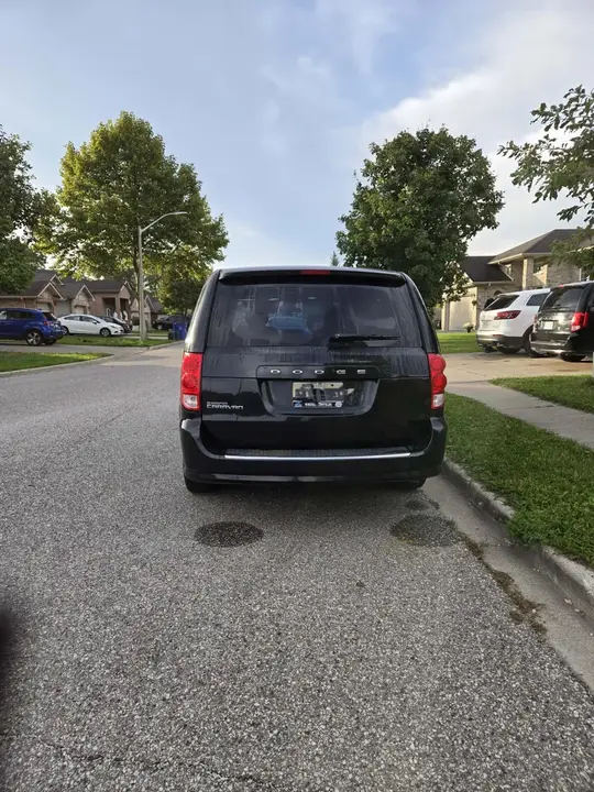Dodge Grand Caravan 2016 photo 2