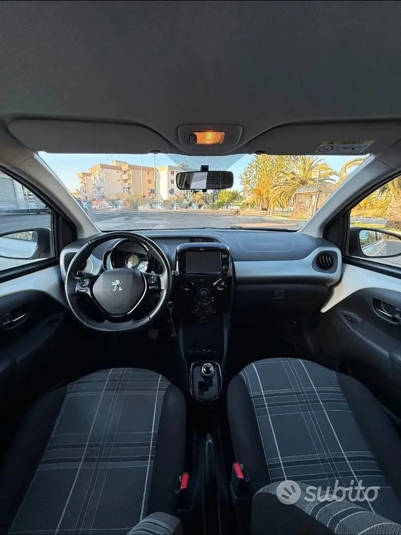 Peugeot 108 2017 photo 5