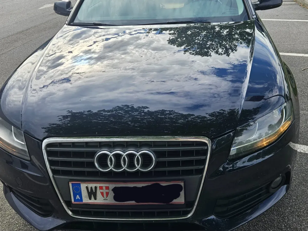Audi A4 2011 photo 3