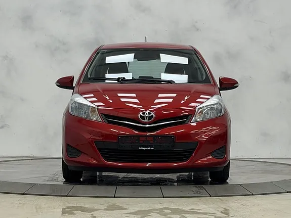Toyota Yaris 2014 photo 3