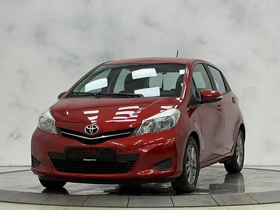 Toyota Yaris 2014 photo 2