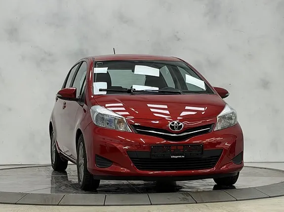 Toyota Yaris 2014 photo 4