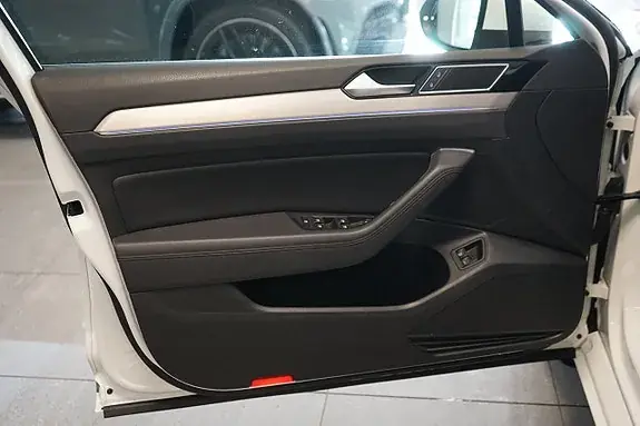 Volkswagen Passat 2018 photo 4